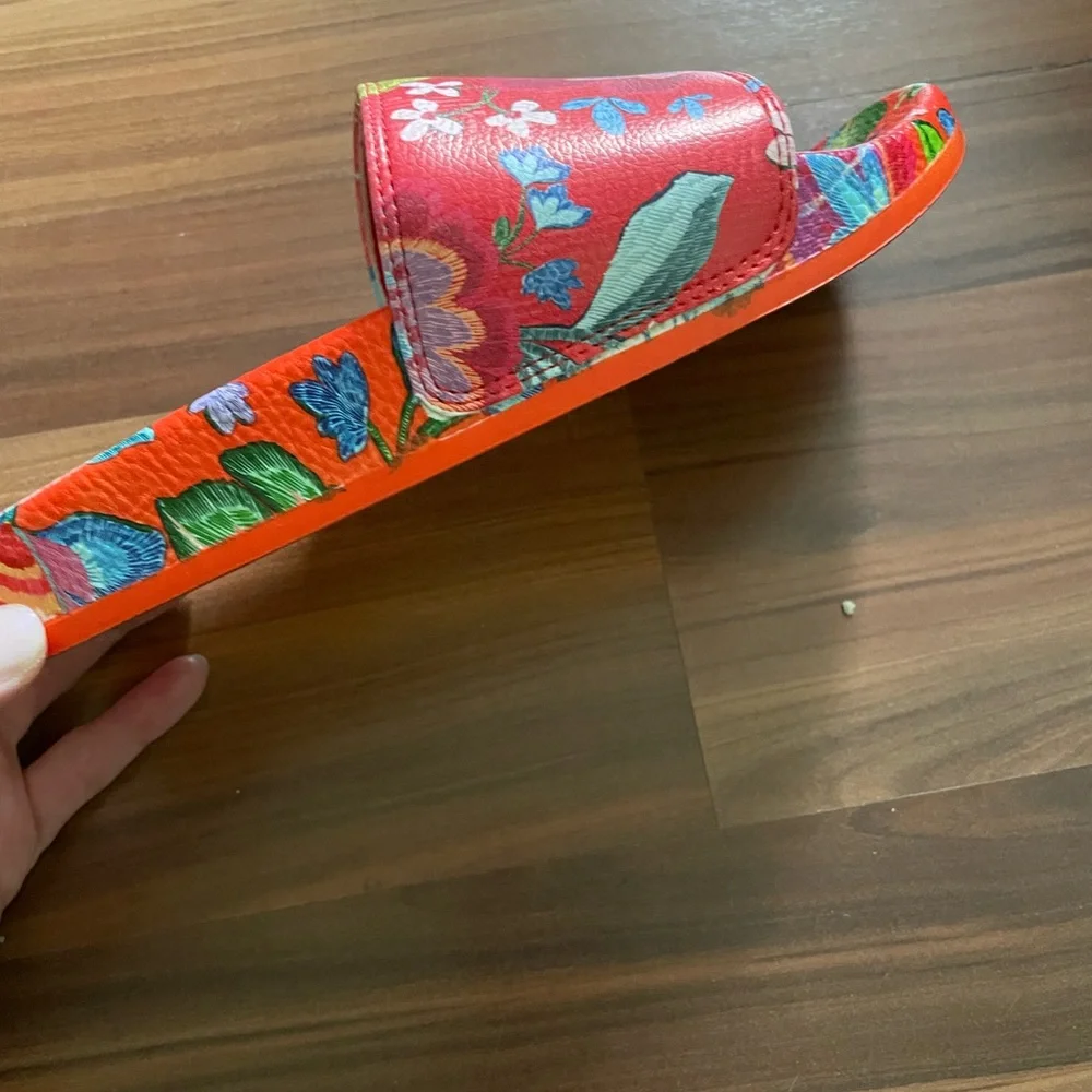 Johnny Was Rumba Slides - Picture 6 of 11